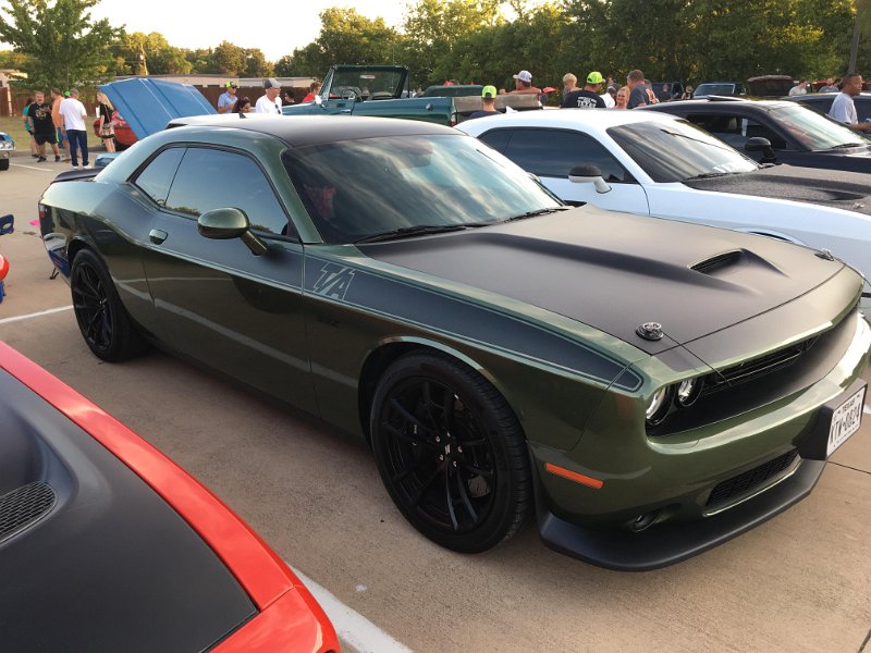 20180902 192106 - Fat Daddys Car Show.jpg